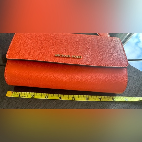 Michael Kors Xbody Leather Orange Natural beauty and soft feel! New With Tag - Picture 5 of 11
